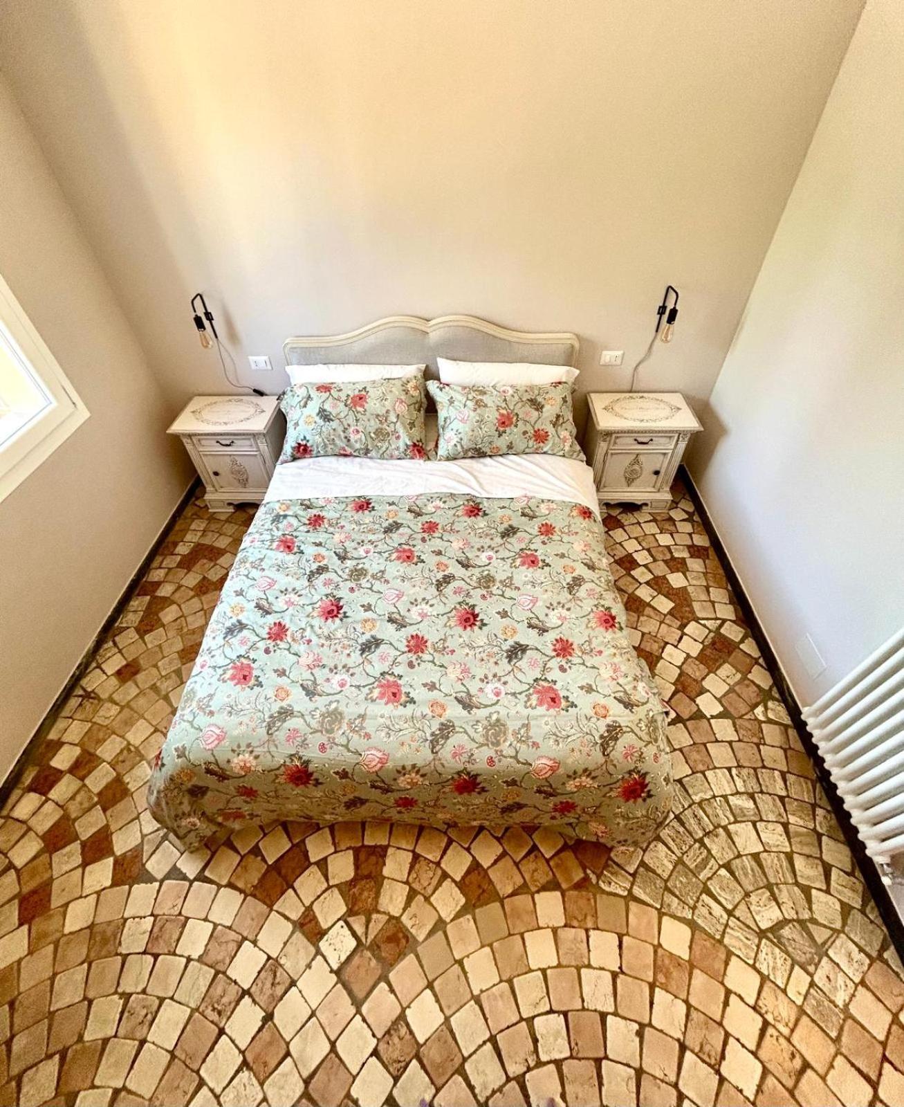 Al Civico 73 Bed and Breakfast Carpi Buitenkant foto